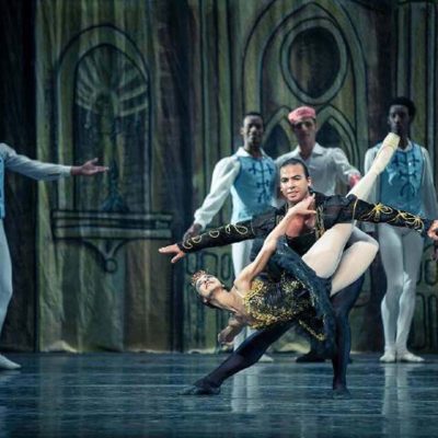 el-lago-de-los-cisnes-ballet-clasico-de-cuba-laura-alonso03