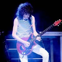 queen-is-back07